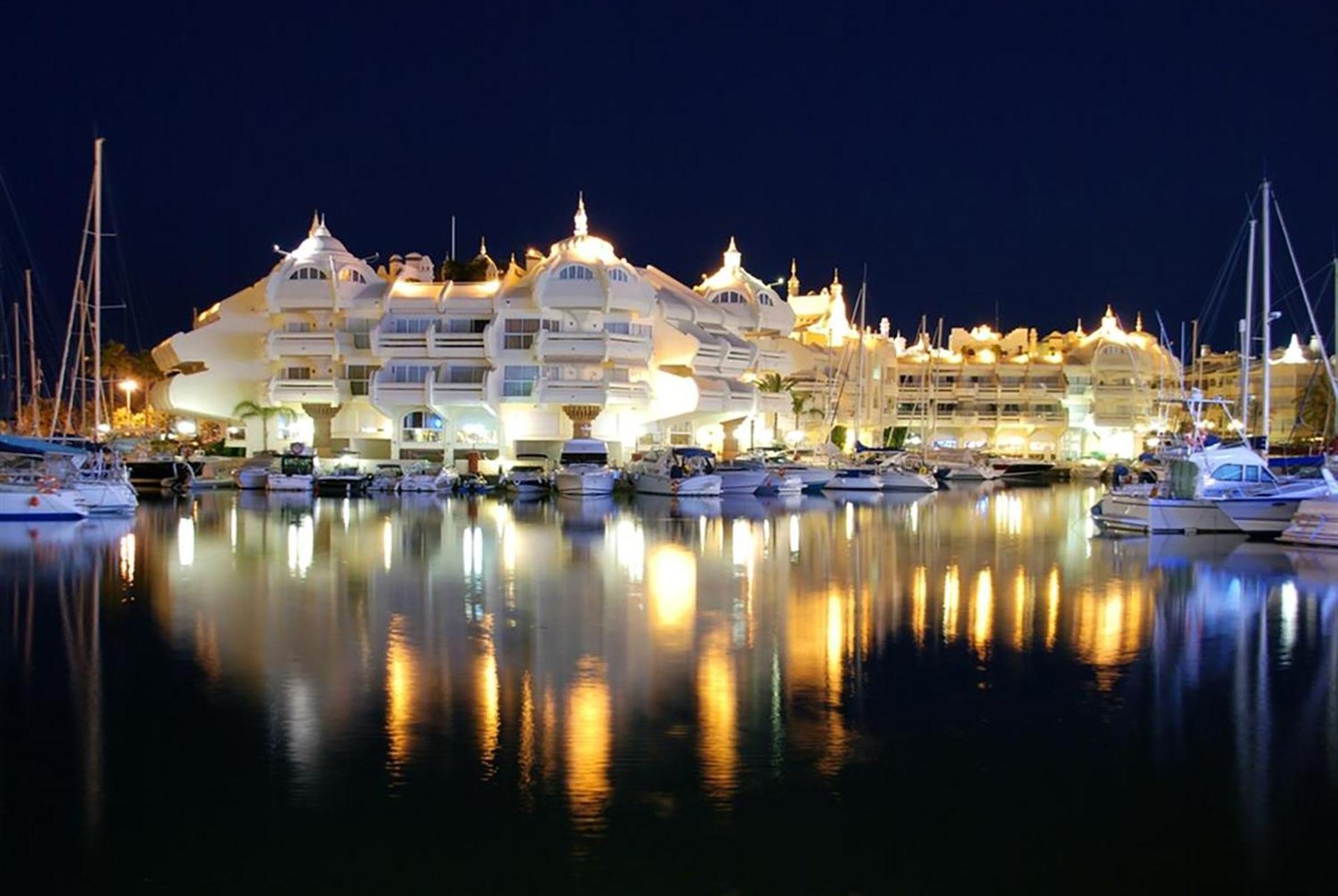 דירות Skysea Benalmadena Puerto Marina מראה חיצוני תמונה