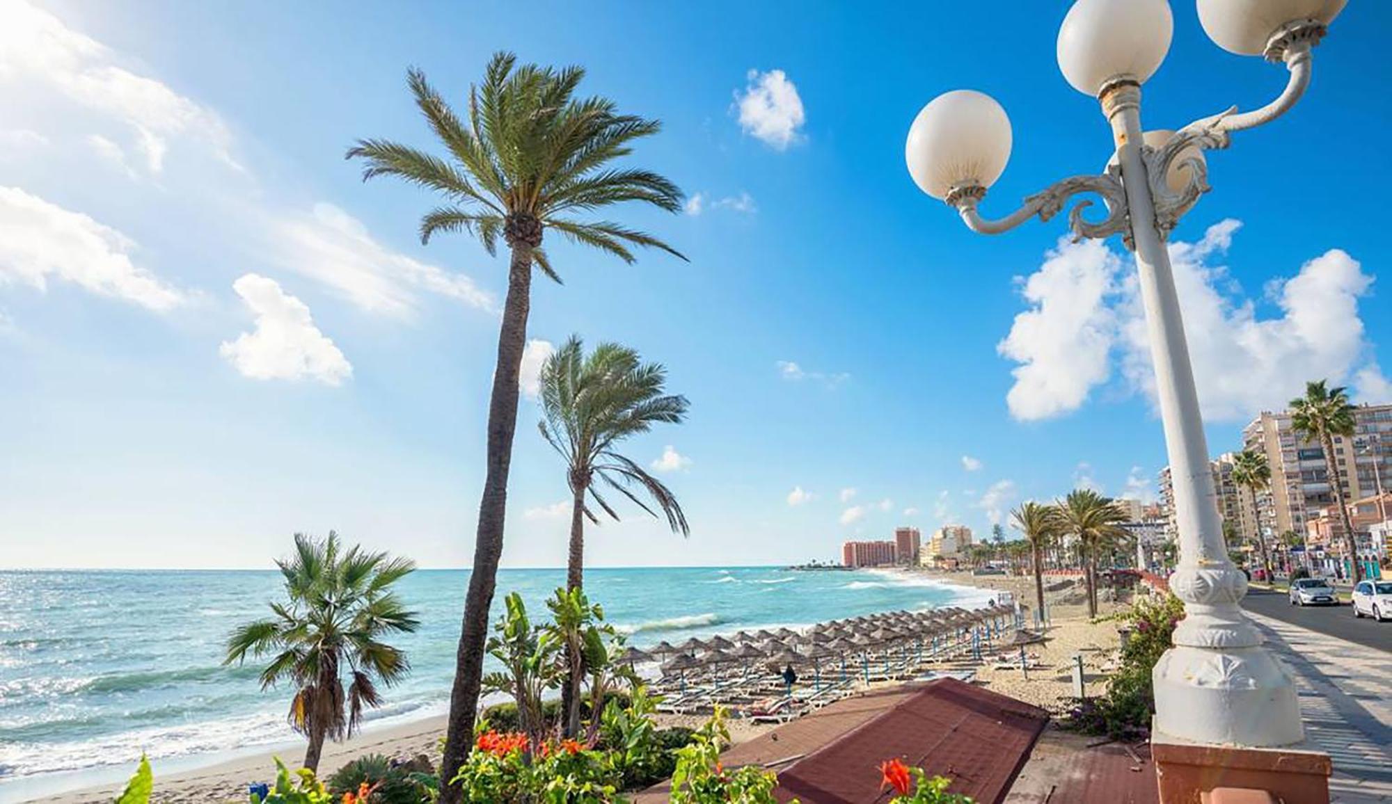 דירות Skysea Benalmadena Puerto Marina מראה חיצוני תמונה