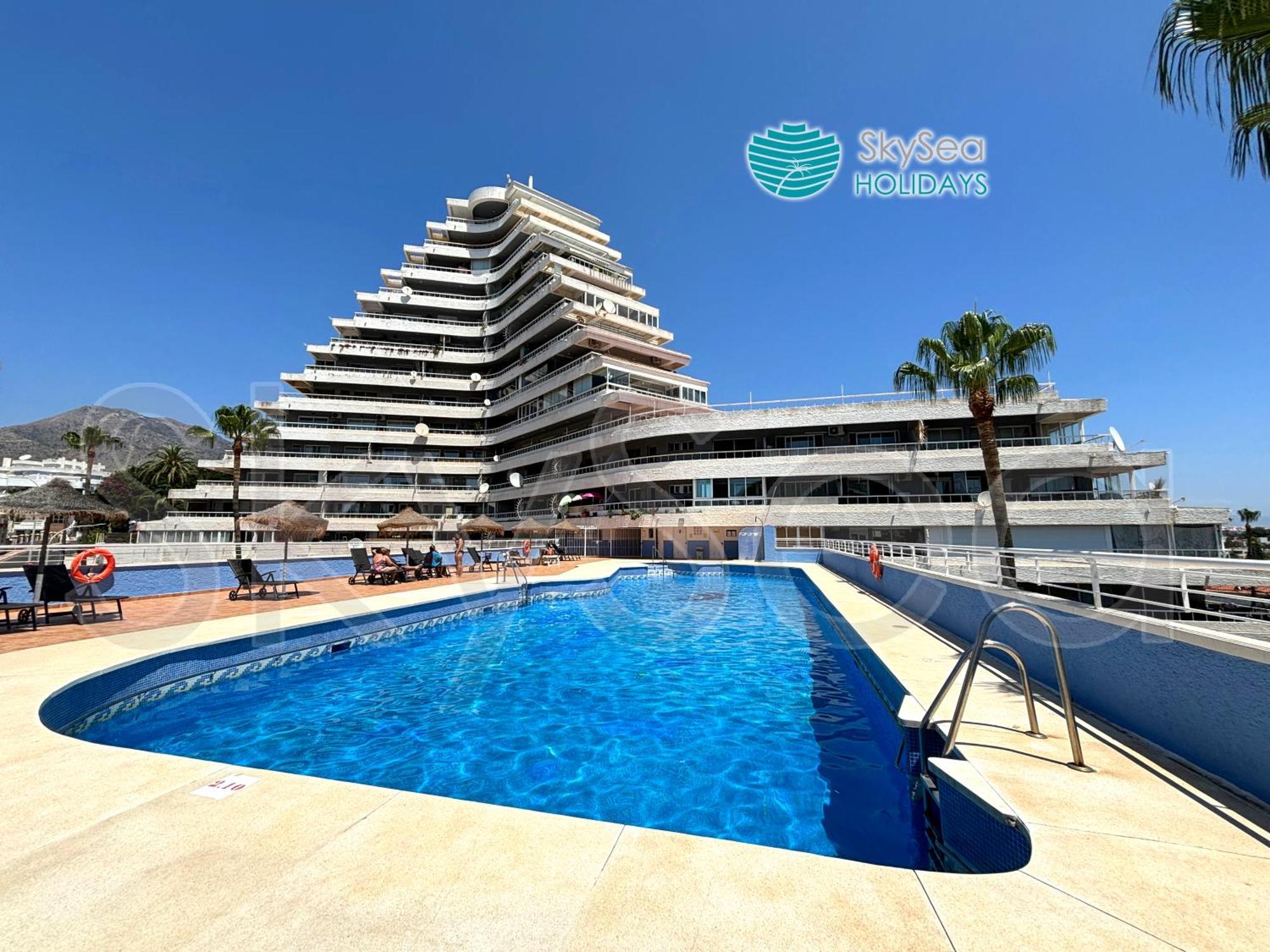 דירות Skysea Benalmadena Puerto Marina מראה חיצוני תמונה