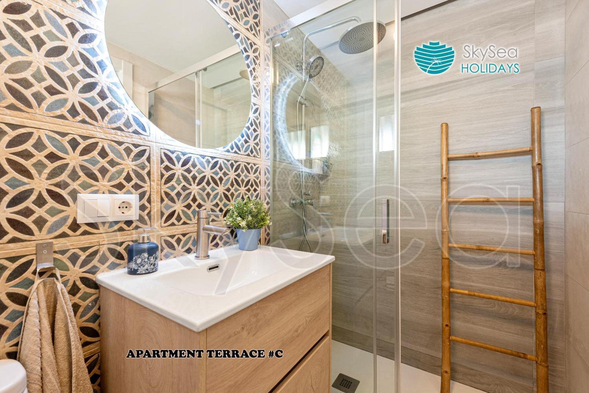 דירות Skysea Benalmadena Puerto Marina מראה חיצוני תמונה
