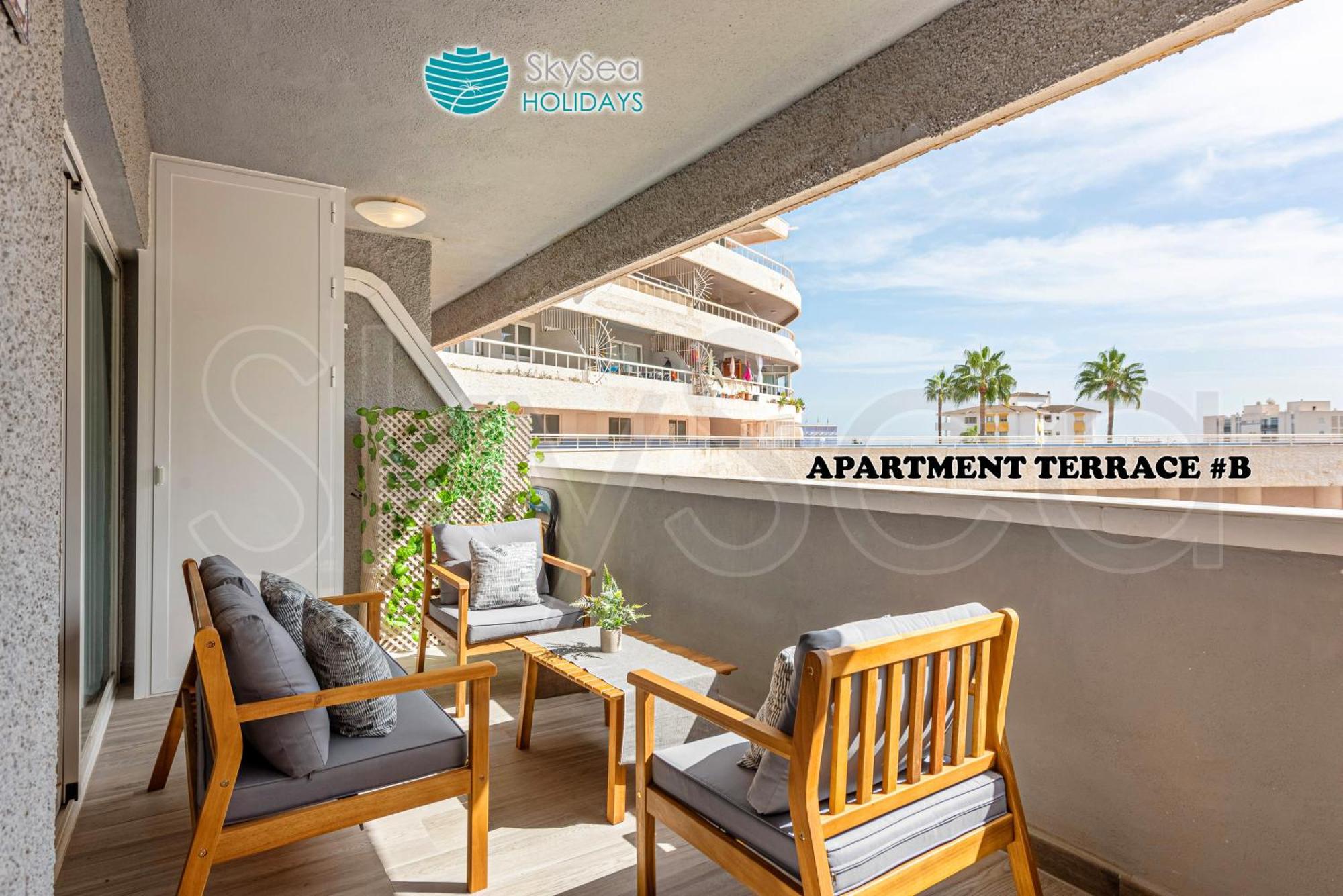 דירות Skysea Benalmadena Puerto Marina מראה חיצוני תמונה
