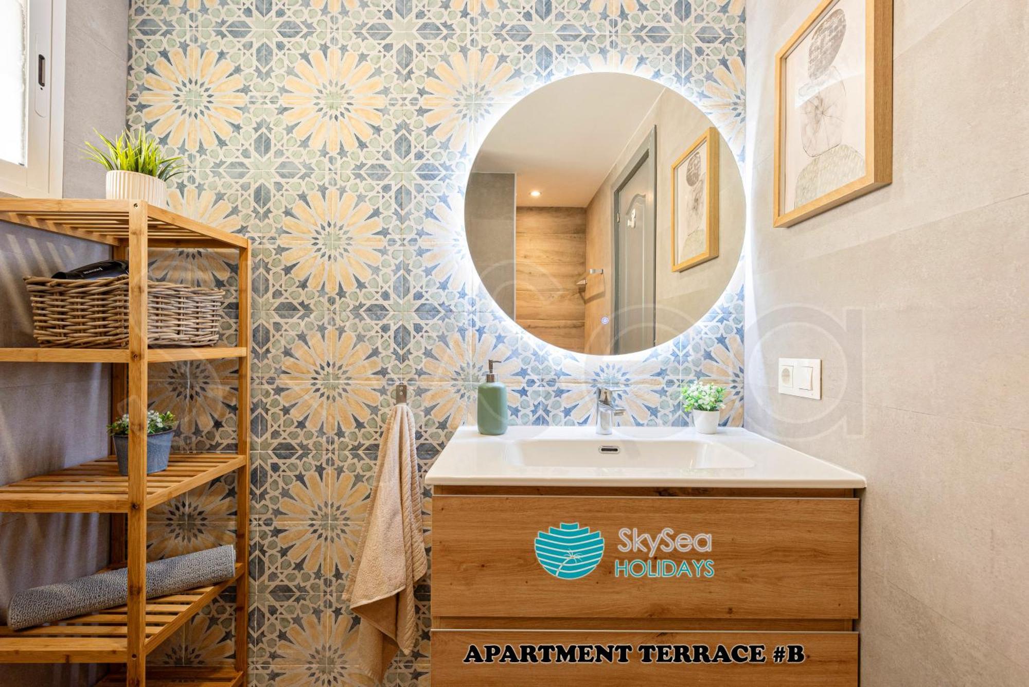 דירות Skysea Benalmadena Puerto Marina מראה חיצוני תמונה